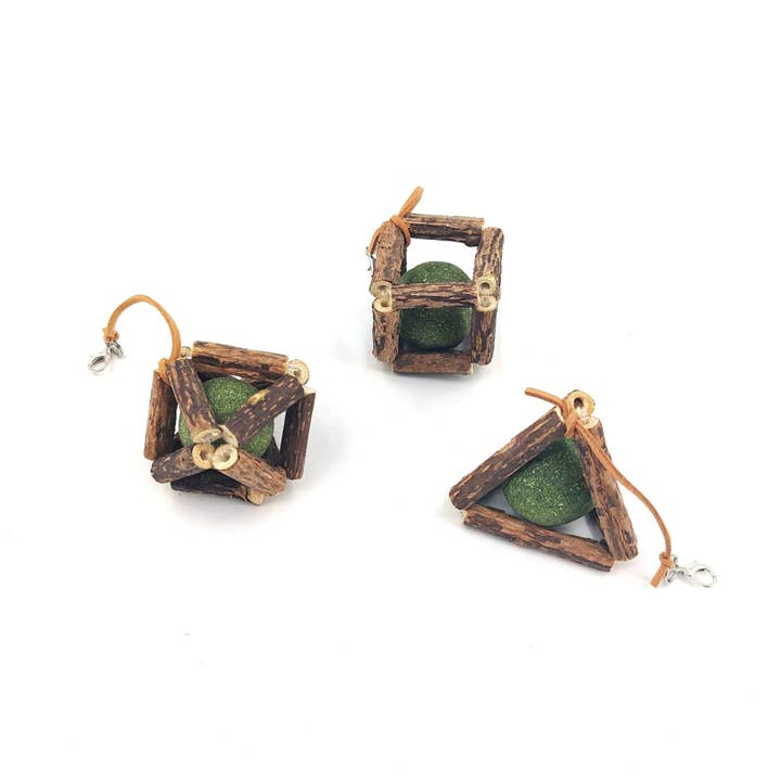 Nature's Treat – Silvervine & Catnip Ball Combo Toy for wholesale by Paw Paw by Jeanne