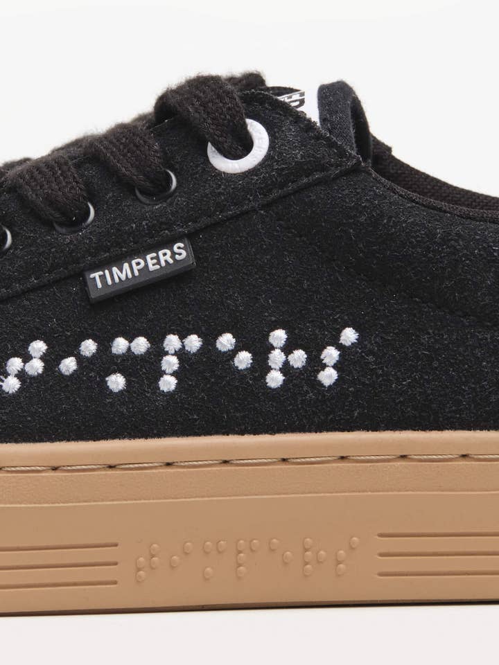 Timpers - Wholesale Lifestyle Sneakers - Unisex - Black Sneakers with Brown Sole | Vegan & Braille Detail5