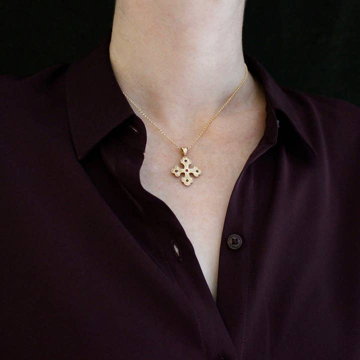 Vis a Vis Jewelry - Wholesale Pendant/Charm Necklace - Byzantine Cross Necklace With Garnet1