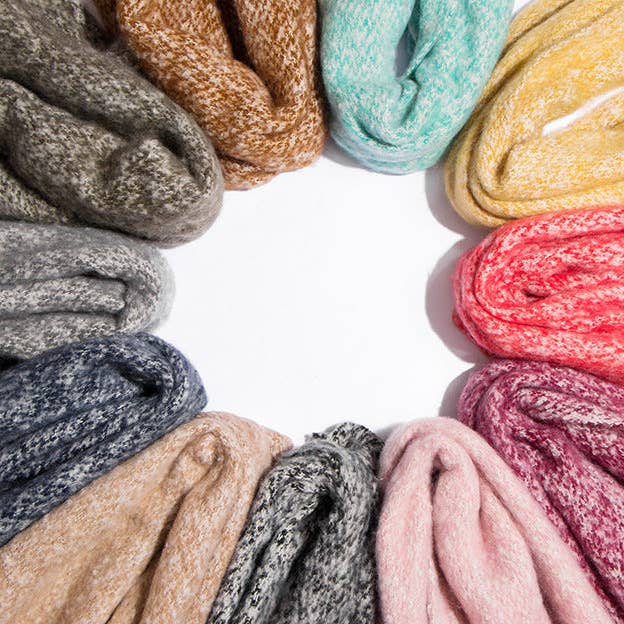 Dipped Shop - Wholesale Scarf - Women's - Solid Color Simple Tessel Scrves DPKS12208