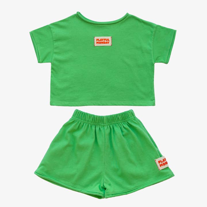 ☀️ Ensemble de jeu biologique — Manches courtes + Short en vert pour la vente par Playful Monday