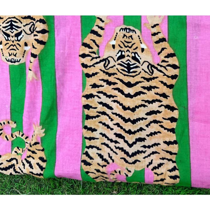 Bhawana Handicrafts - Wholesale Fabric Paint - Tiger Print Dress Making Fabric Women Clothing Cotton Fabric1