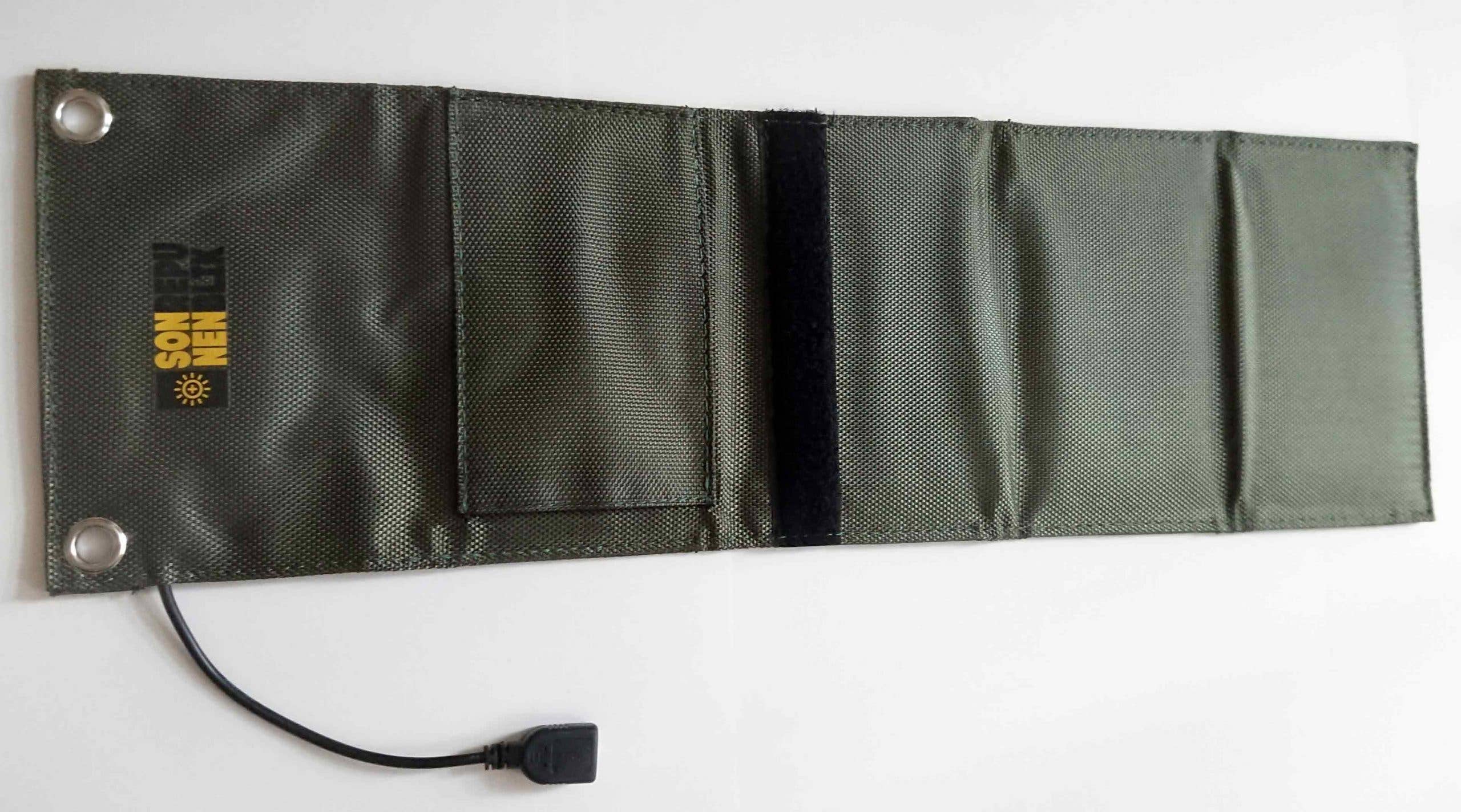 Sonnenrepublik - Vendita all'ingrosso Caricatori portatili - Caricabatterie solare QuadPack53