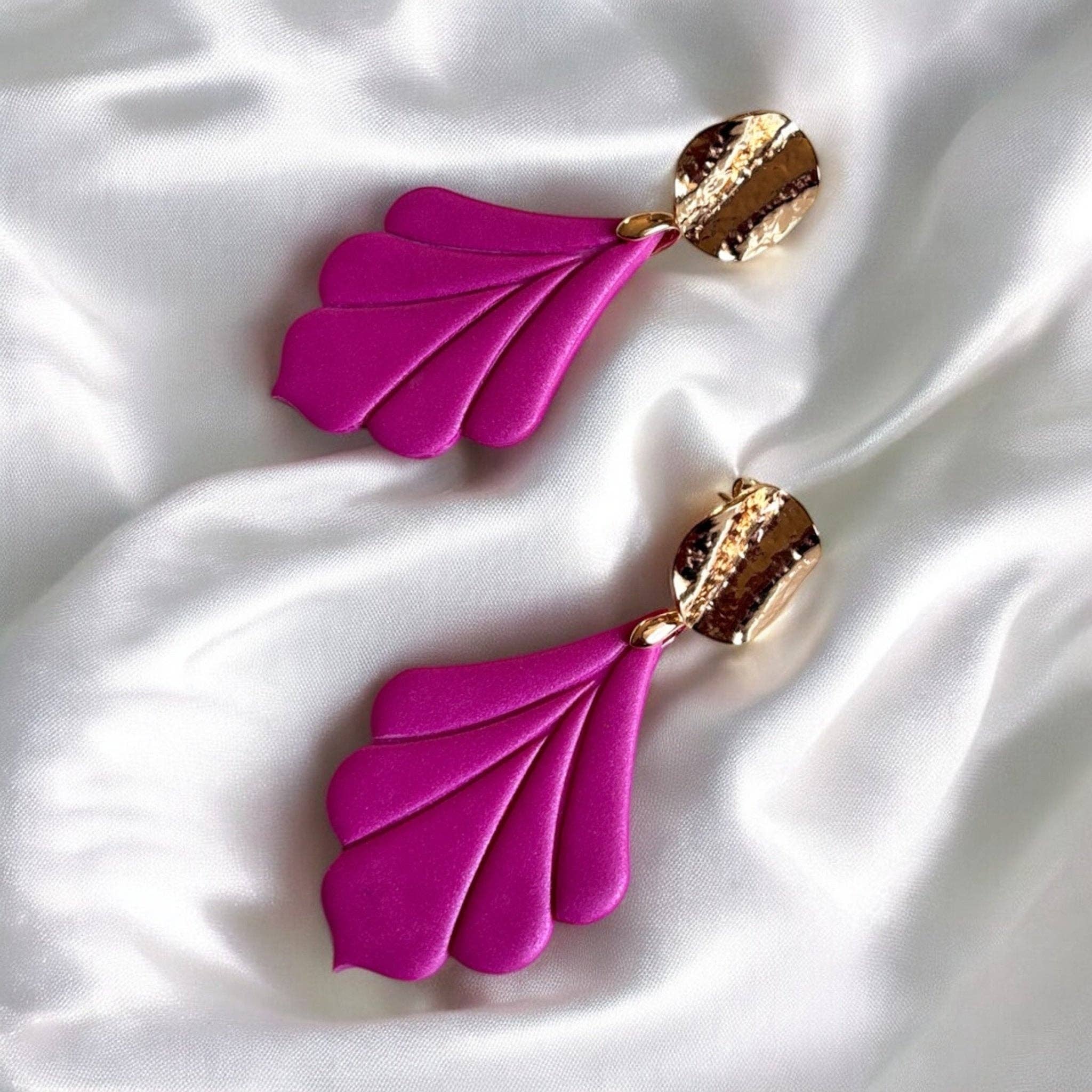 DUESTELLE ITALIA - Wholesale Dangle Earrings - Calanthe Statement - Handmade Fuchsia and Gold Earrings6