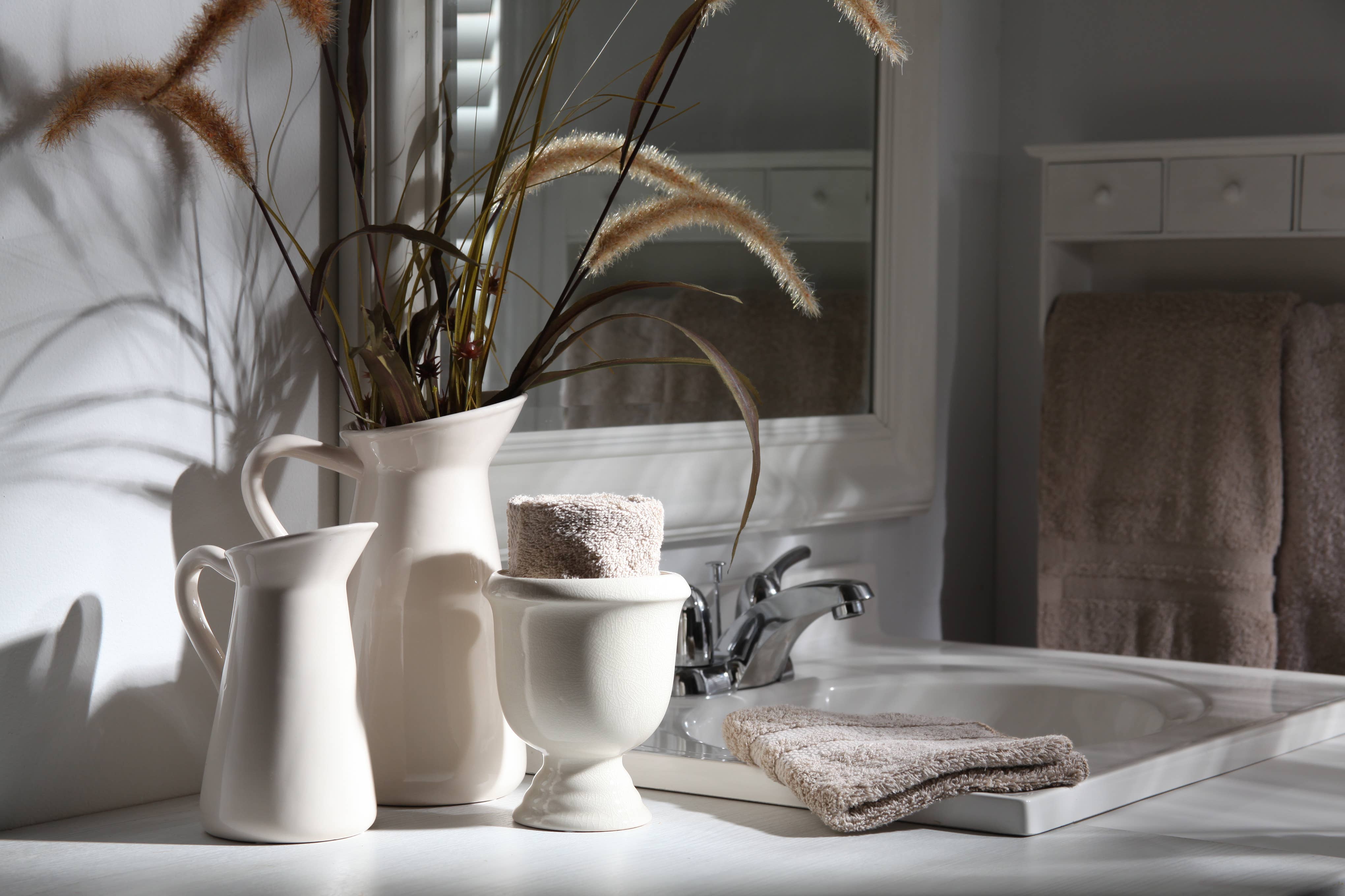 Hosley - Wholesale Pitcher - Hosley® Medium Ceramic Pitcher6