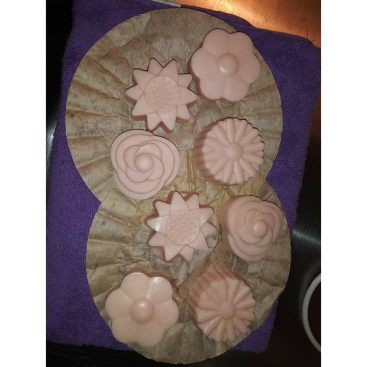 Robinson Family Soaps LLC – wholesale Solid lotion – Solid Lotion Bars/Massage Bars/Body Butter Bars1