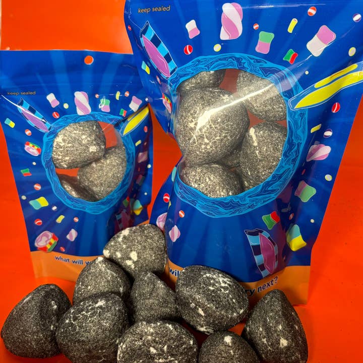 Freeze Dried Sweets - Wholesale Hard Candy - Black Paint Balls 4 Pieces - Freeze Dried Sweets