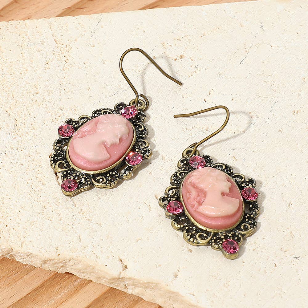 Sensibling Corp. - Venta al por mayor Pendientes colgantes - Pendientes colgantes vintage con camafeo y acento de cristal4