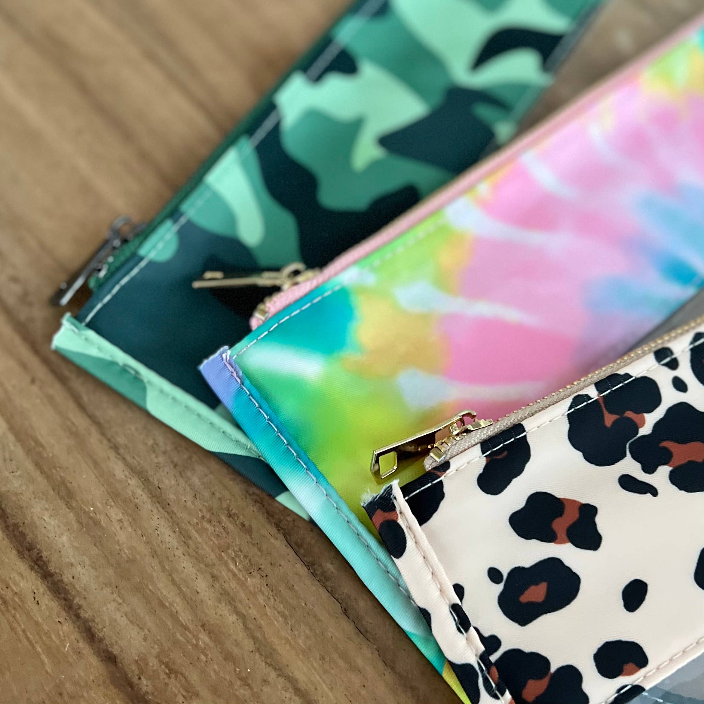 Palmy Pineapple - Wholesale Pouch - Women's - Nylon Top Clear Pouch with Chenille Letters of Your Choice21