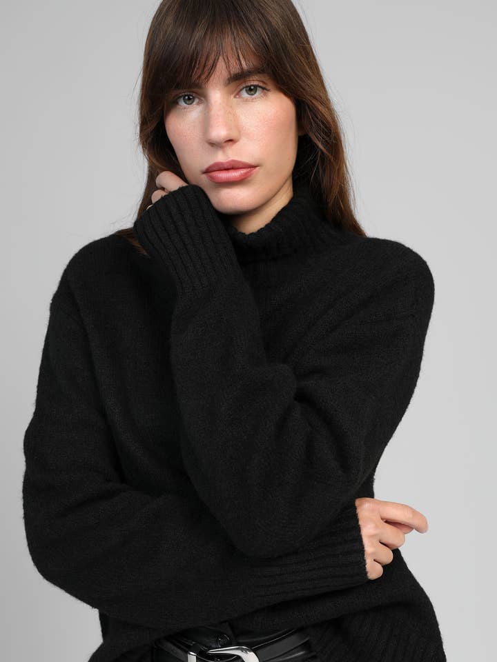 An'ge – Engroshandel Pullover - Dame – TRÆK LIPY sort1