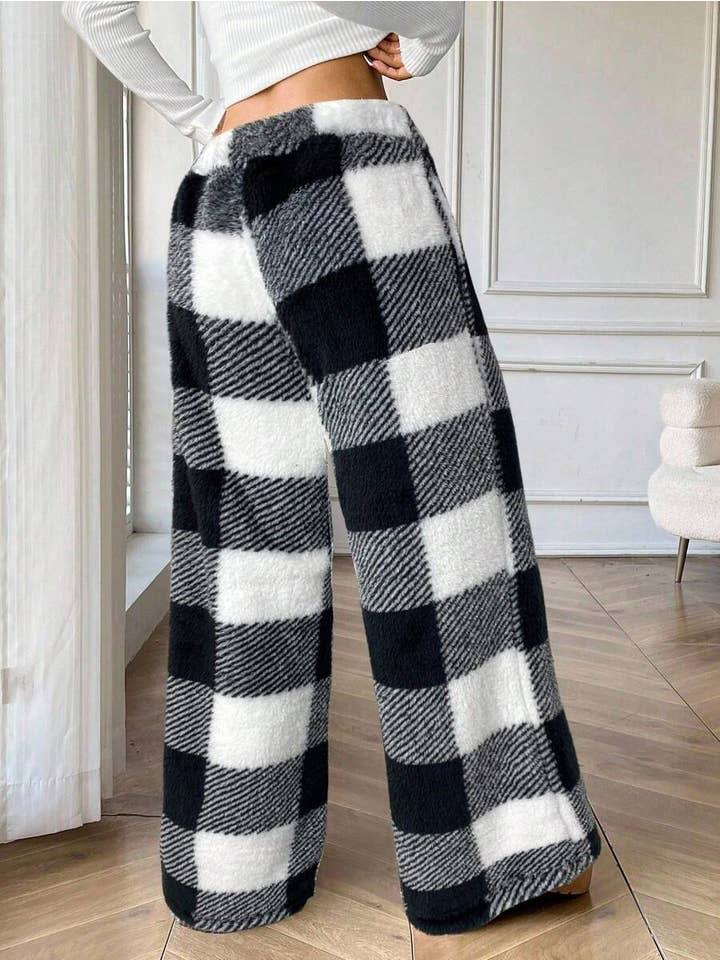 HIDDENBRAND - Wholesale Pants - Women's - Plaid Print Flannel Fleece Lounge Pants2