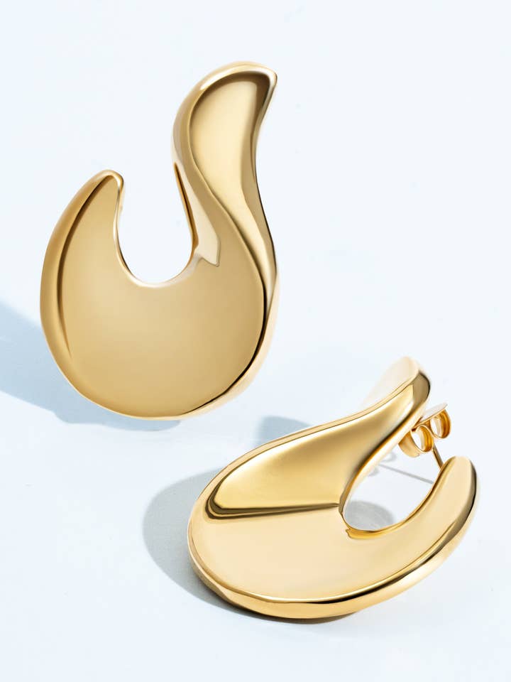 Orecchini Astratti Valentina per la vendita all'ingrosso da parte di DENISE PACINI