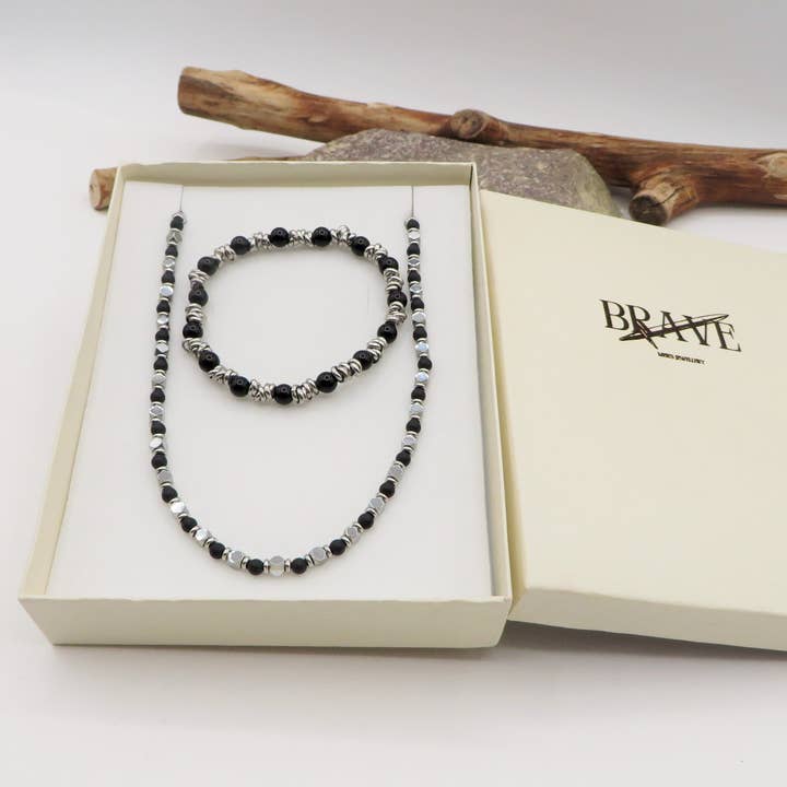 SET PALLINI E NODINI - UOMO - ACCIAIO inossidabile and other Purchase Wholesale accendini personalizzati. Free Returns & Net 60 Terms on Faire trending on Faire.