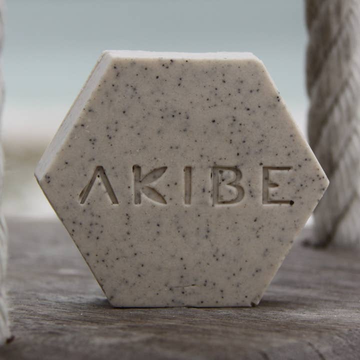 SOLID SHAMPOO BAR - COFFEE & PASSION FRUIT for wholesale by AKIBE
