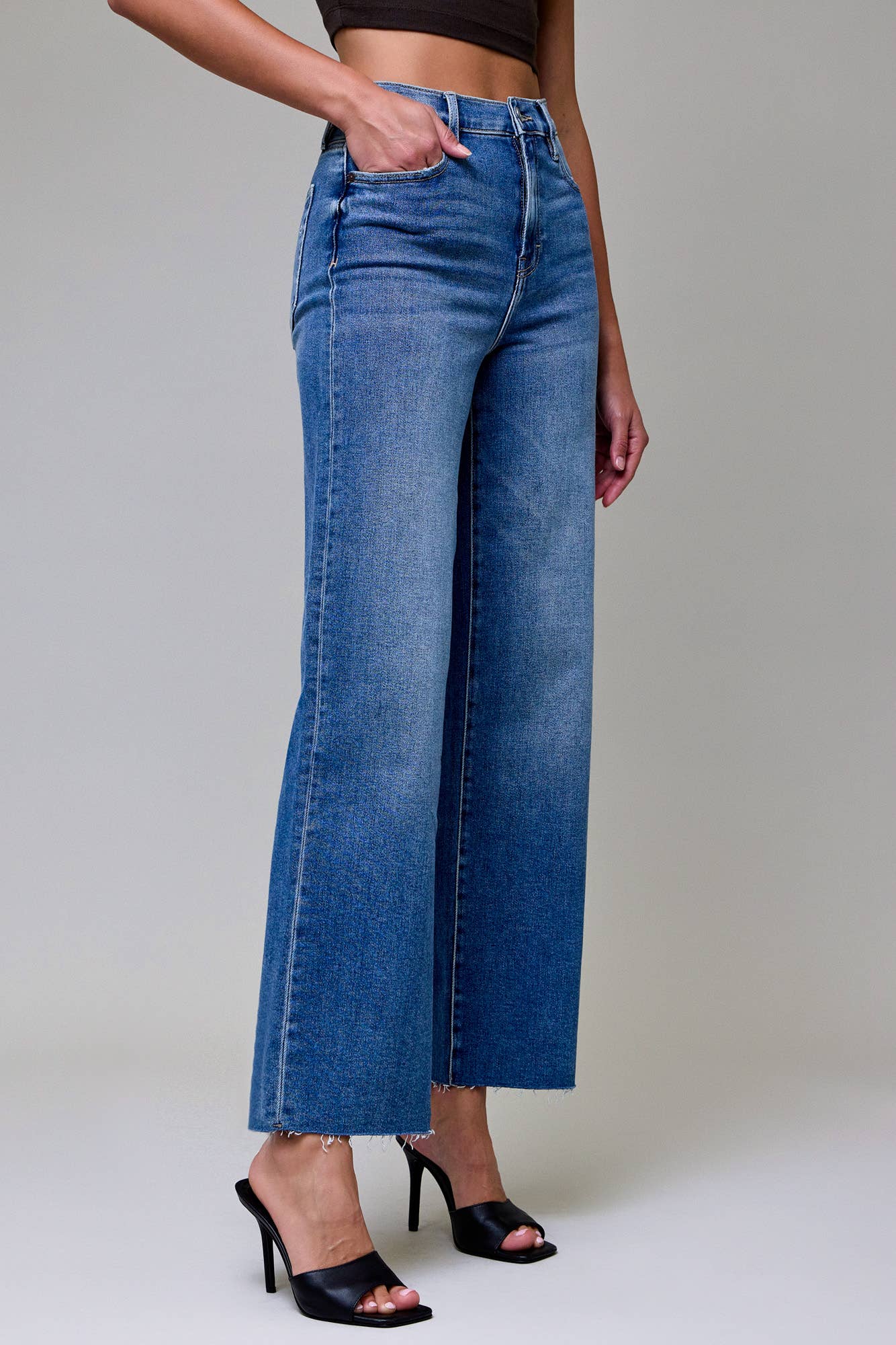 Hidden Jeans - Wholesale Jeans - Women's - Medium Dark Clean Stretch Dad Jean3