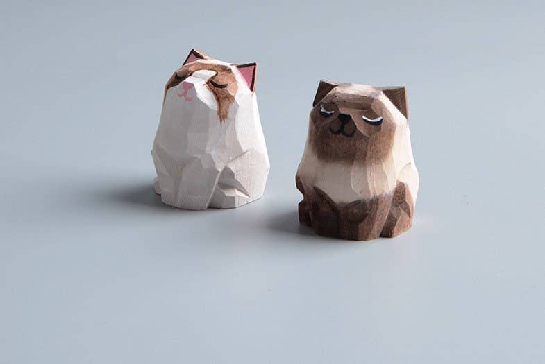 Gohobi （We cover U.S. import duties） - Vendita all'ingrosso Statuette decorative - Gohobi, ornamenti a forma di gatto in legno marrone bianco, realizzati a mano, unici4