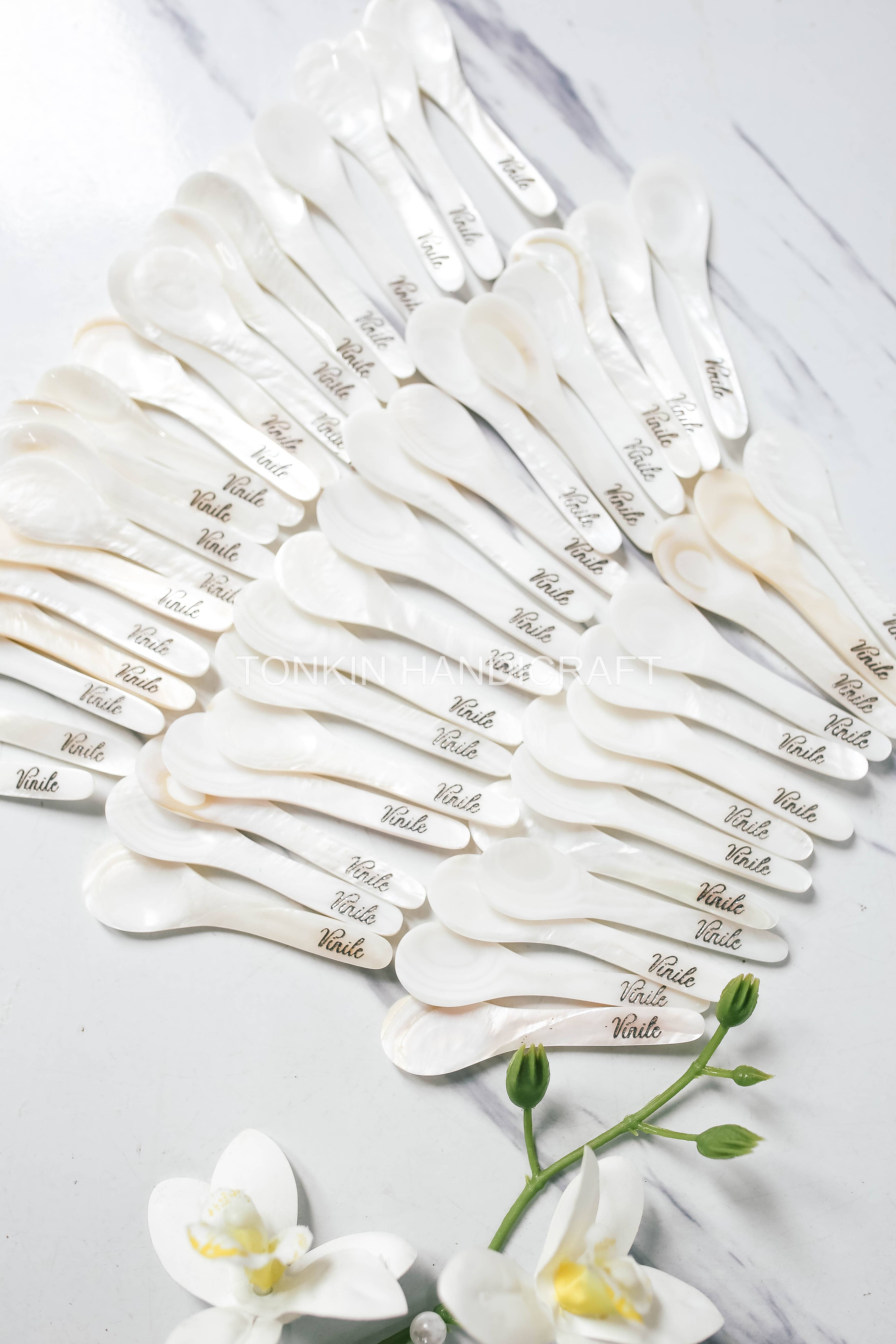 Tonkin Handicraft – Colher de mesa (talheres) por atacado – Colher Mun de Concha para Caviar1