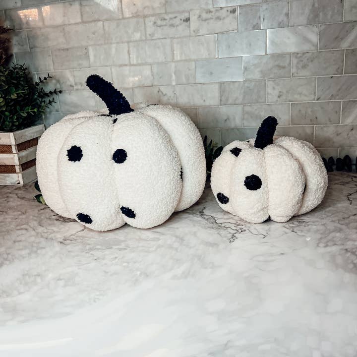 Gia Roma - Wholesale Decorative Tabletop Object - Pumpkin Decor, Plush Fabric Pumpkins Fall Home Decorations21