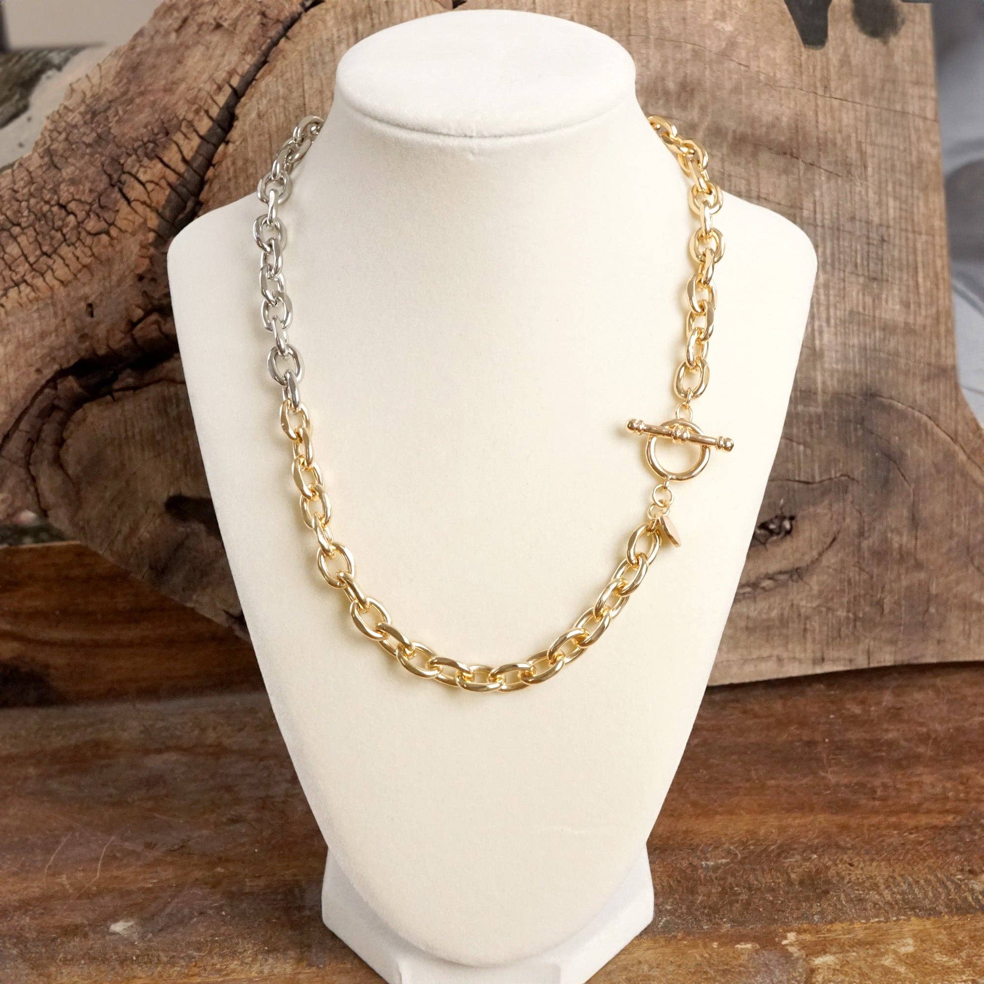 PennyLine inc - Wholesale Link & Chain Necklace - Dual-Tone Chunky Chain Necklace with Toggle Closure0