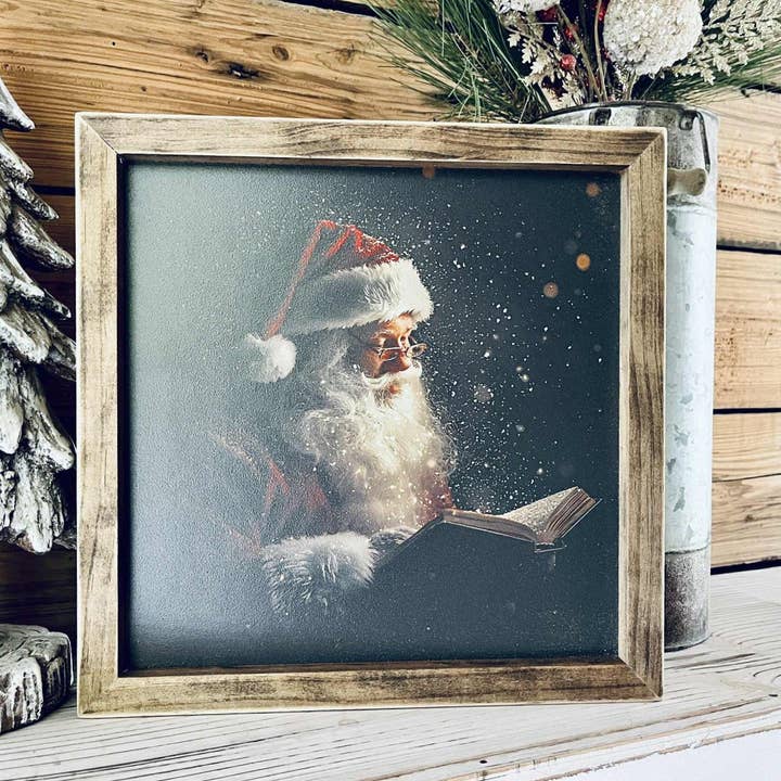 Père Noël lisant le panneau de Noël – Décoration de vacances style ferme pour la vente par The Farmer's Wife