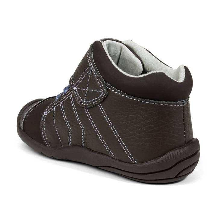 pediped footwear - Wholesale Lifestyle Sneakers - Kids - Jerome - Grip ‘n’ Go™ | Chocolate1