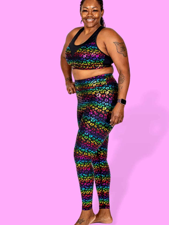 Legging arc-en-ciel en forme de léopard Next Level pour la vente par GRRRL