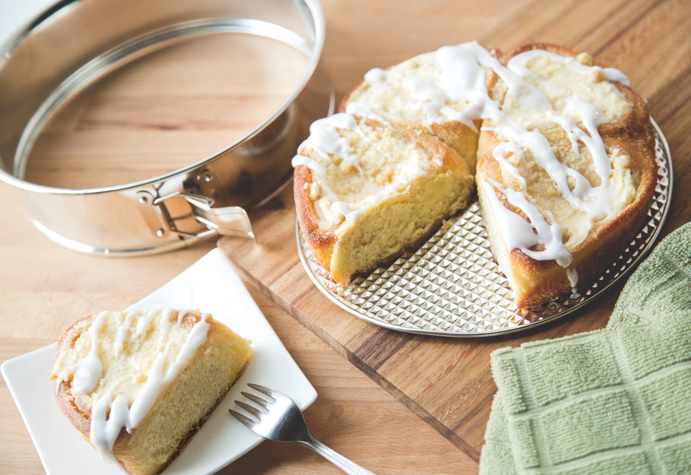 Fox Run Brands - Wholesale Cake Pan - Fox Run Springform Pan, Tin-Plated Steel, 9"1