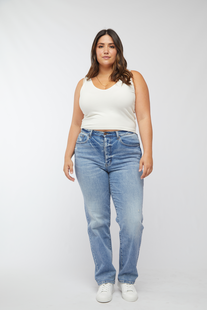 Oliver Logan - Wholesale Jeans - Women's - Mulberry High Rise Straight Leg Jean, Classic Blue 5