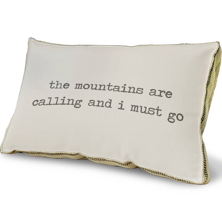 23 x 15 pulgadas - Almohada decorativa - The Mountains Are Calling para venta al por mayor de SPLASHWORKS