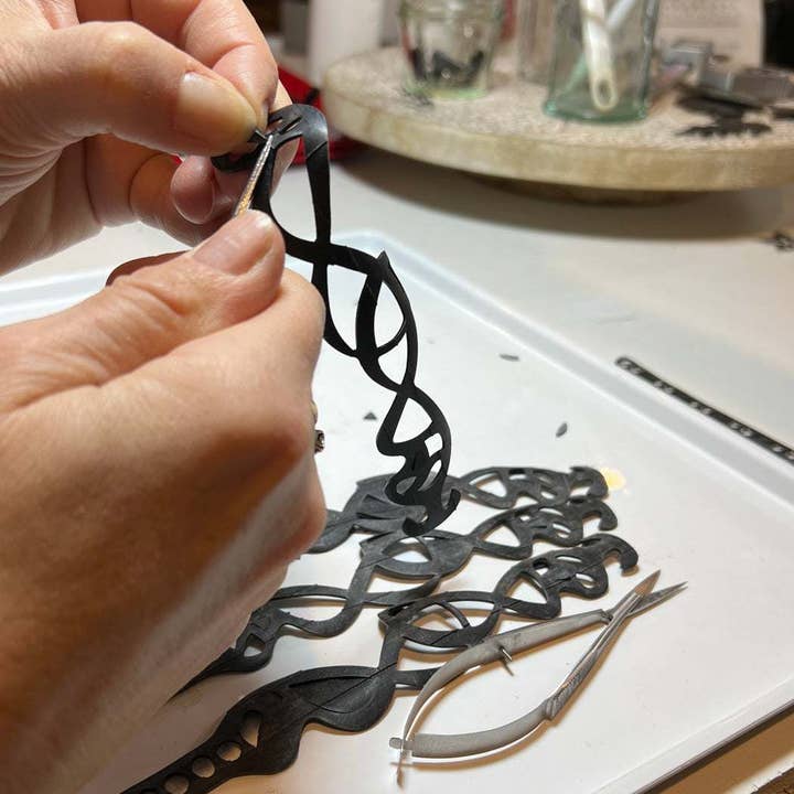 Kaden & Kai – wholesale Cuff bracelet – Pure Whimsy Bicycle Tube Bracelet9