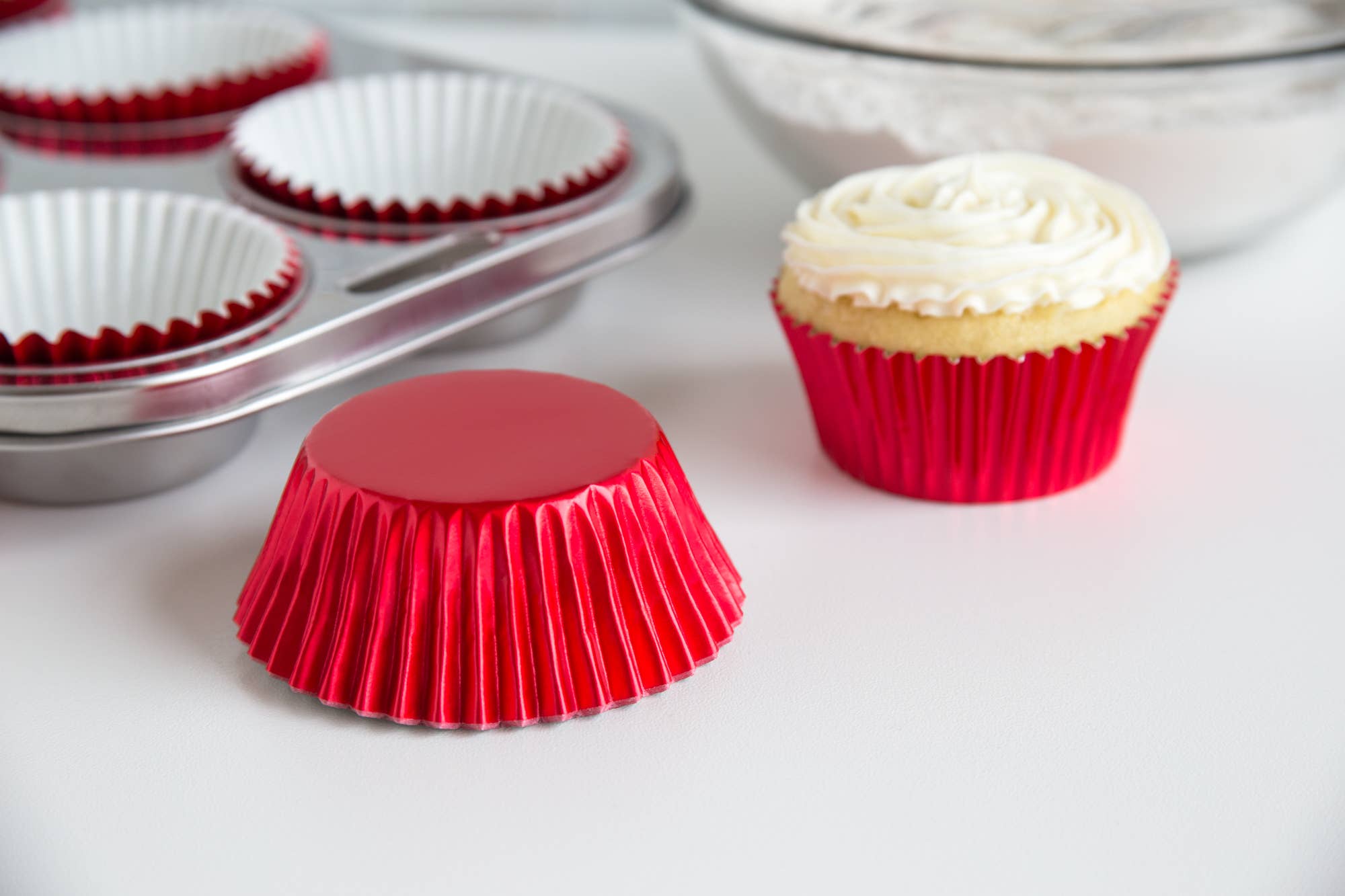 Fox Run Brands - Wholesale Cupcake/Muffin Liner - Fox Run Red Foil Cupcake Liners, 32 Count, 3" x 3"1