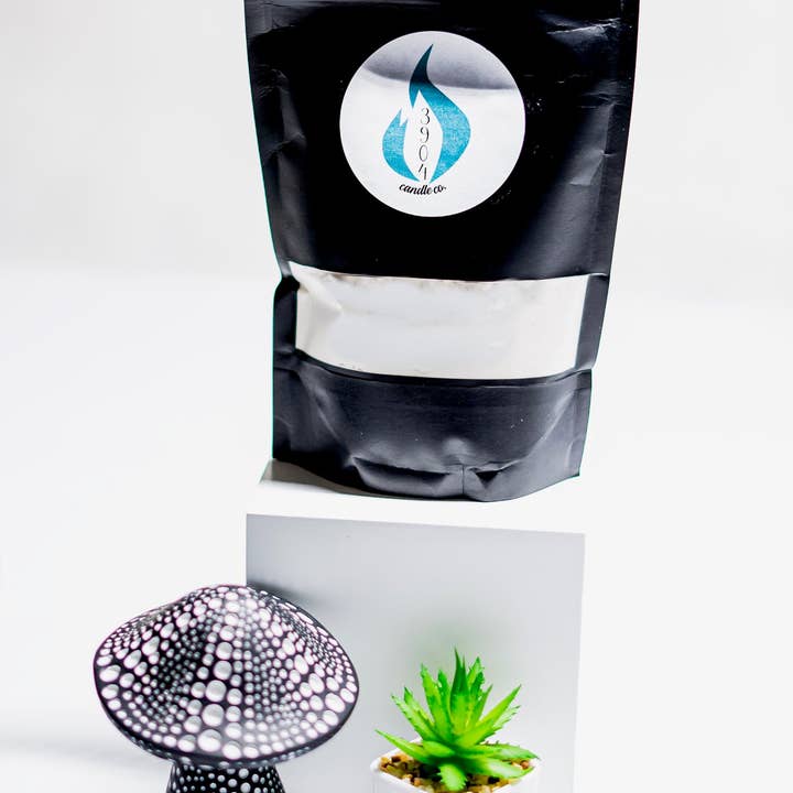 Cake Carpet Dust for wholesale by 3904 Candle Co.