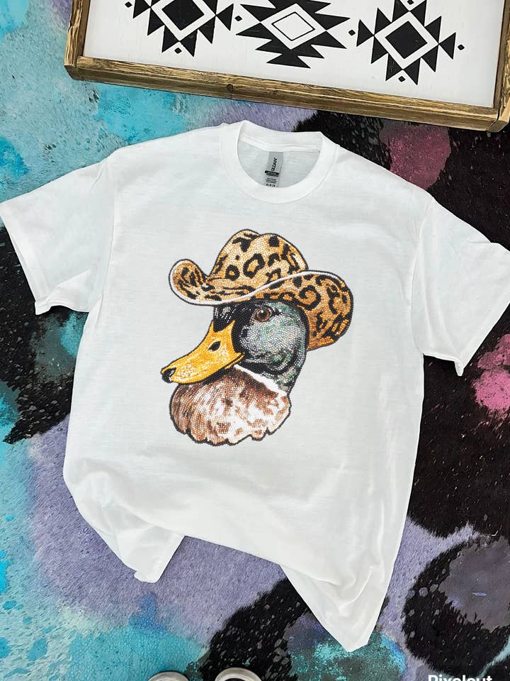 T-shirt ou sweat-shirt Cowboy Mallard pour la vente par Gunpowder and Glam Boutique