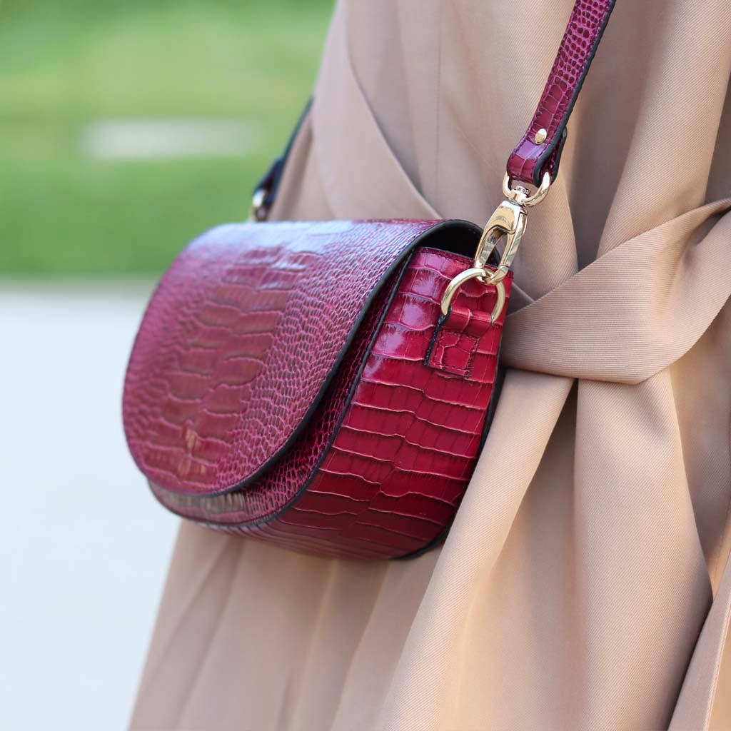 THE CODE - Wholesale Shoulder Bag - Women's - ALMA RASPBERRY SHOULDER BAG4