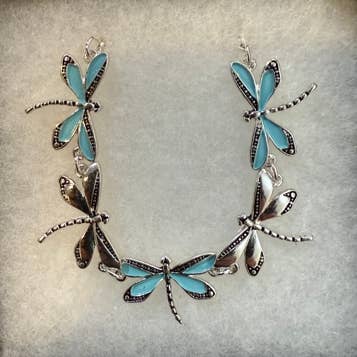 Bracelet chaîne à maillons en métal avec libellule turquoise FR5589 pour la vente par 0011 PREMIERE