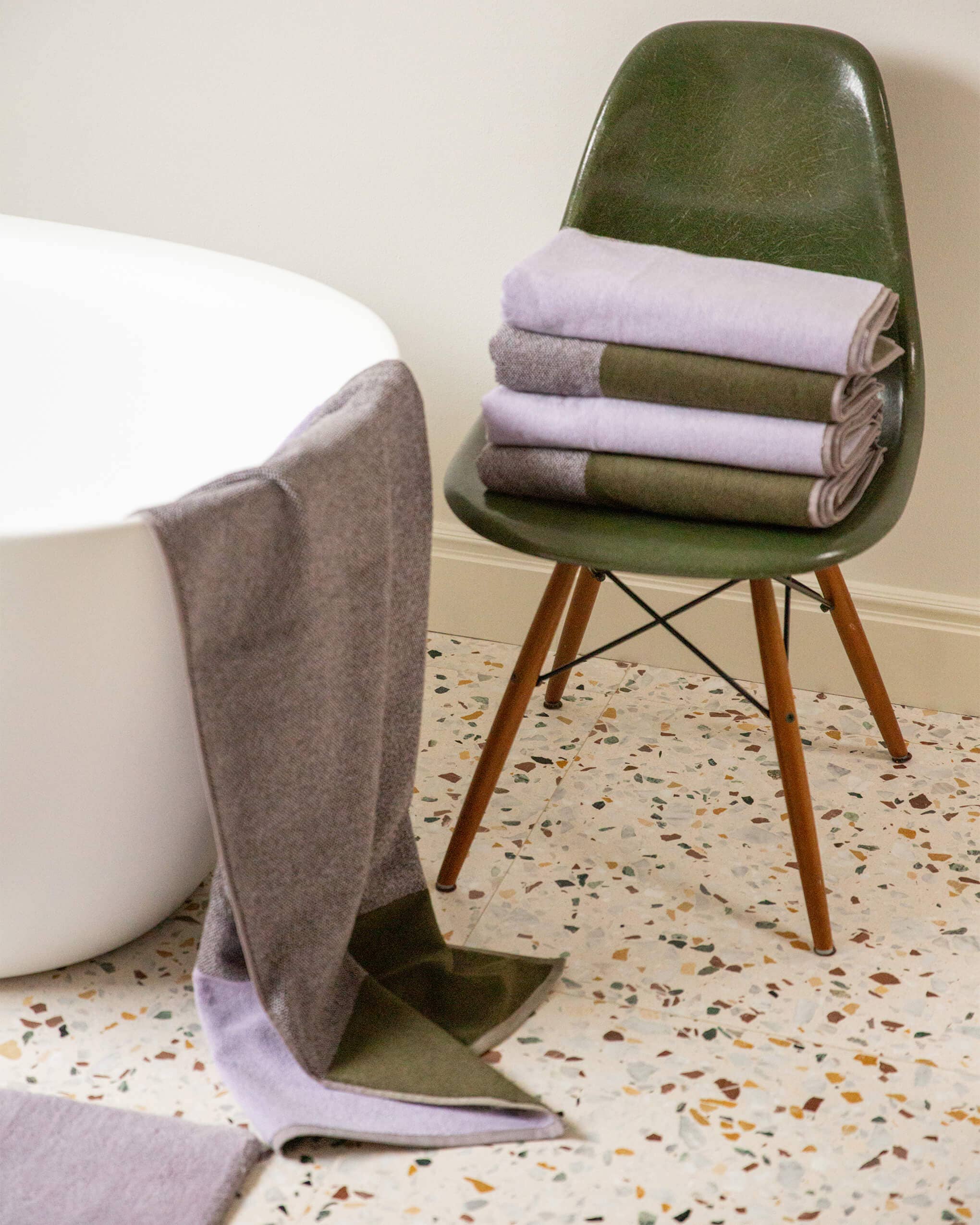 Badhanddoeken Set Blend Green Lilac (2 st.) for wholesale on Faire9