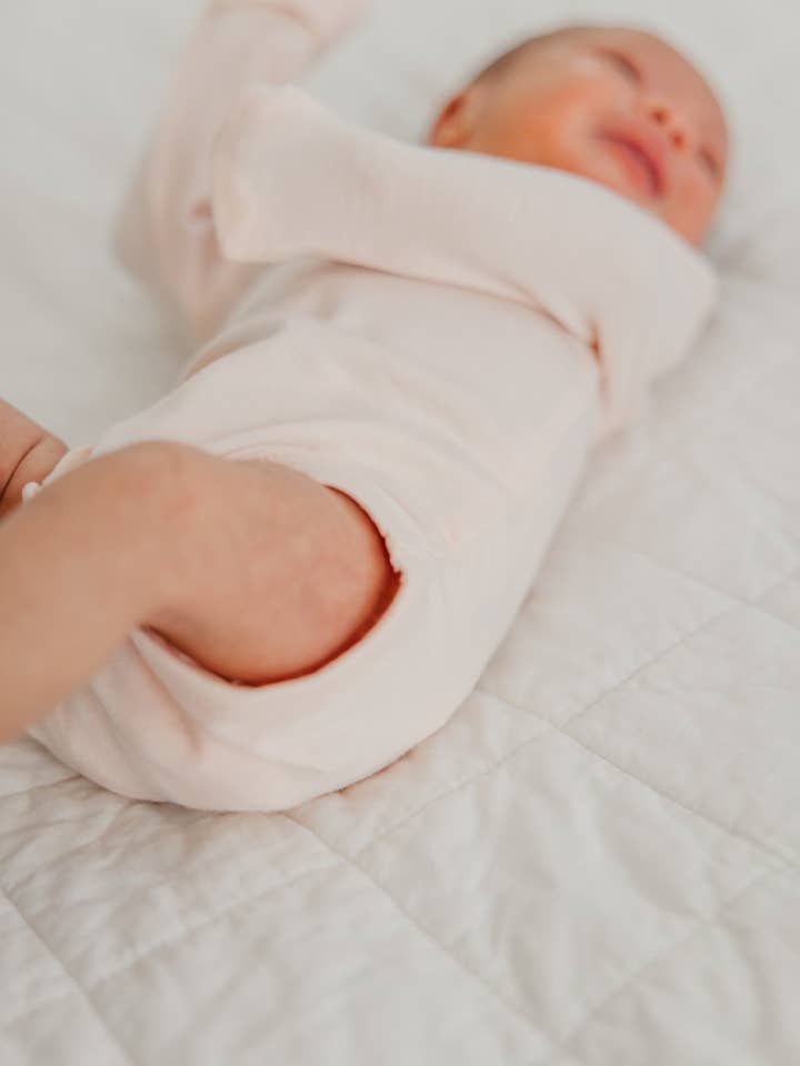 Copper Pearl - Wholesale Bodysuit (Non-Footed) - Baby - Long Sleeve Bodysuit - Blush1