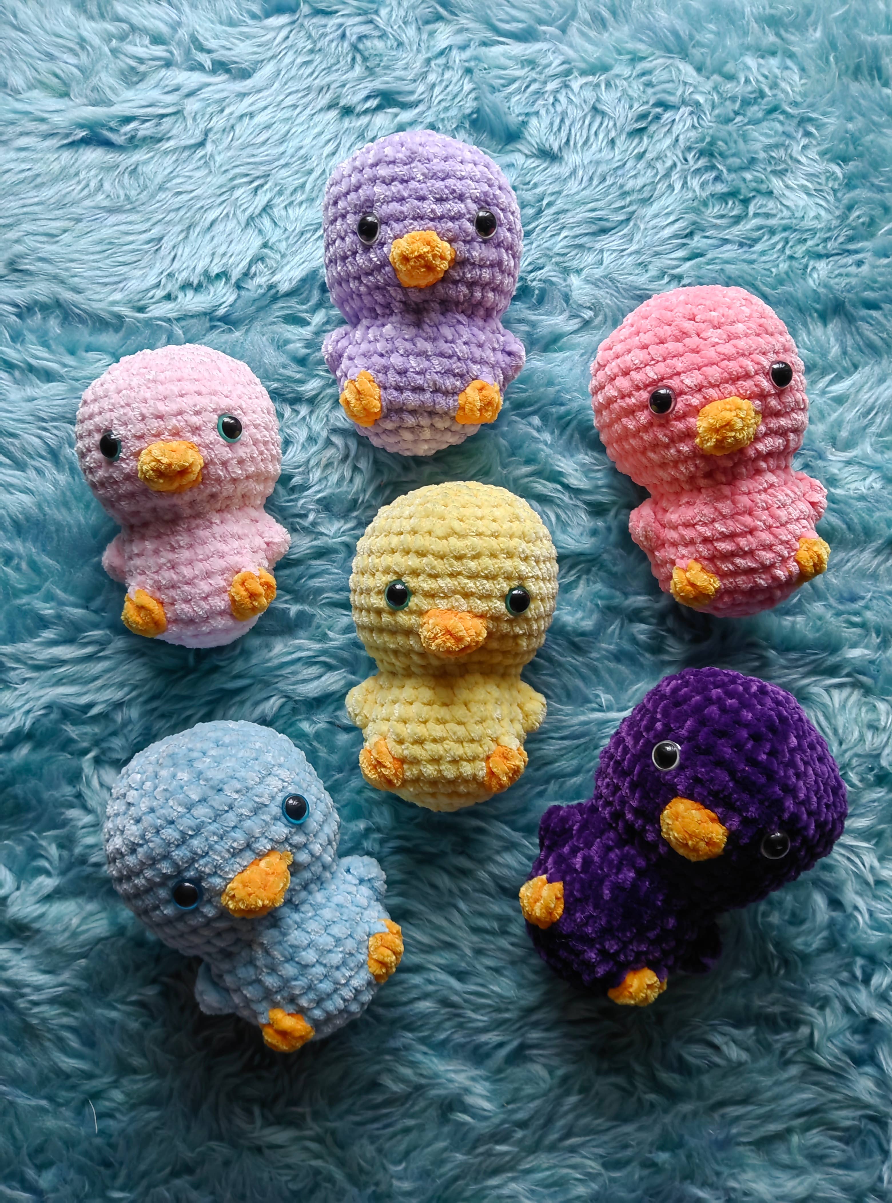 despinacrafting – Großhandel Kuschel-/Plüschtier – Kind & Baby – Gehäkeltes Amigurumi-Küken Plüschsamt-Spielzeug1