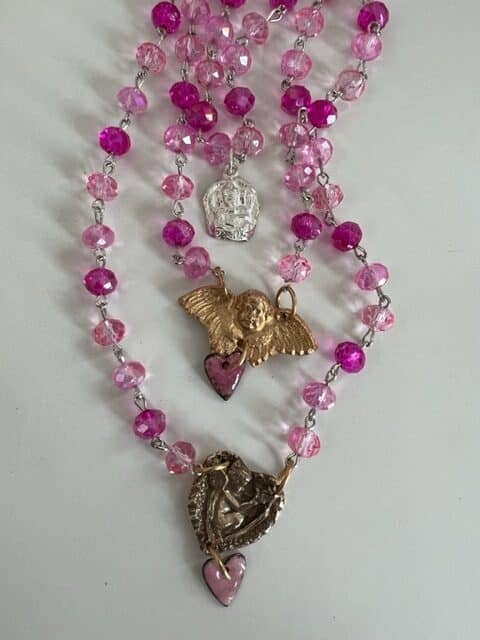 Collana con cherubino BE MINE per la vendita all'ingrosso da parte di Michelle DaRin Jewelry