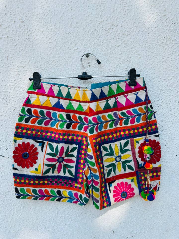 Meghcraft - Wholesale Shorts - Women's - Cotton Shorts Bermuda - Embroidered Boho Shorts 5