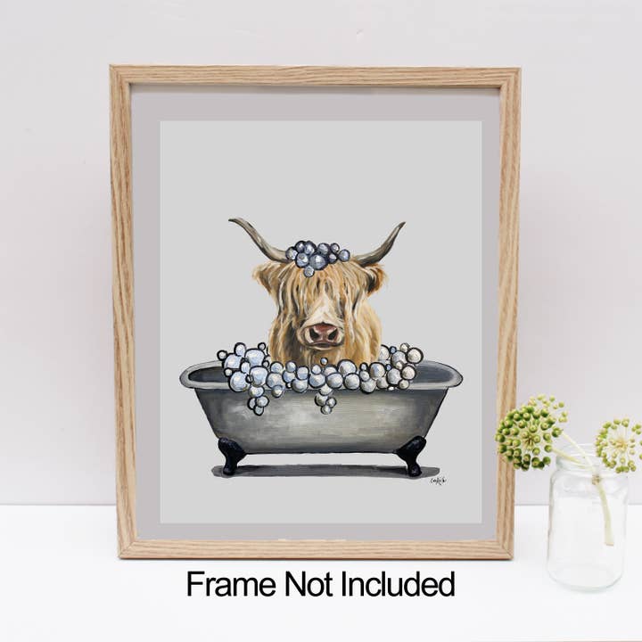 Stampa artistica da bagno con mucca, mucca delle Highland, mucca in vasca per la vendita all'ingrosso da parte di Hippie Hound Studios