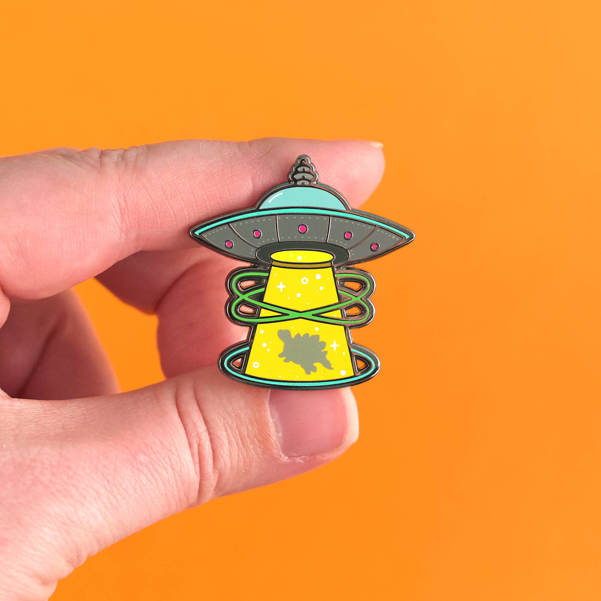 LuxCups Creative – wholesale Lapel pin/button – Stego UFO Pin (ON SALE!)3