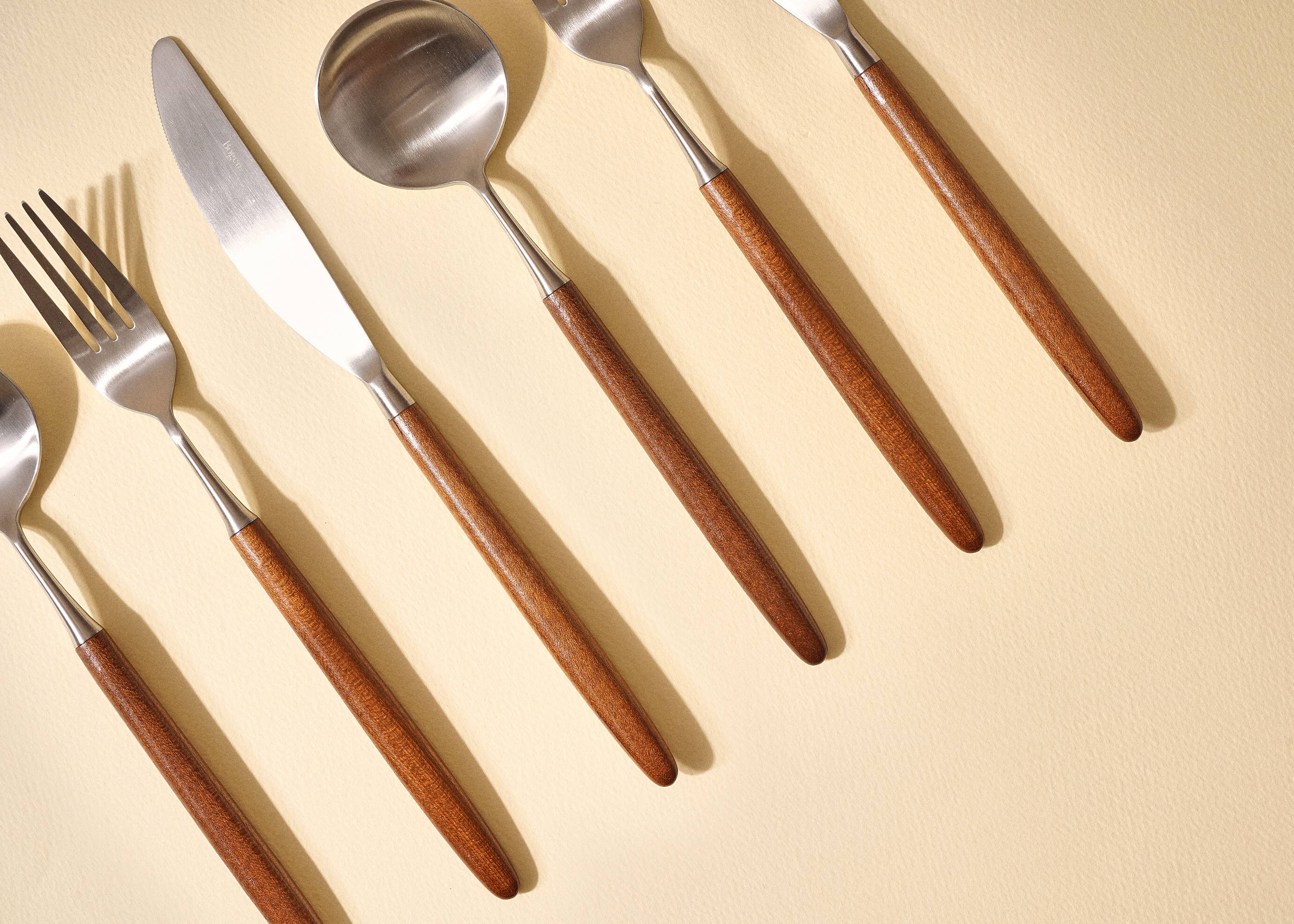 Korea Table - Wholesale Assorted Cutlery Set - Honey Maple Cutlery15