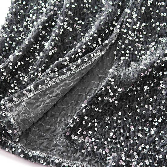 Rosa Clothing - Wholesale Skirt - Women's - Christmas Sequin column skirt with back slit - one size14