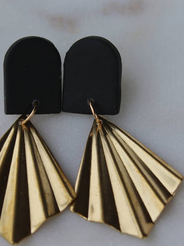 Sorte øreringe, Art Deco øreringe, sorte dingle øreringe for engroshandel hos Style by Kenz