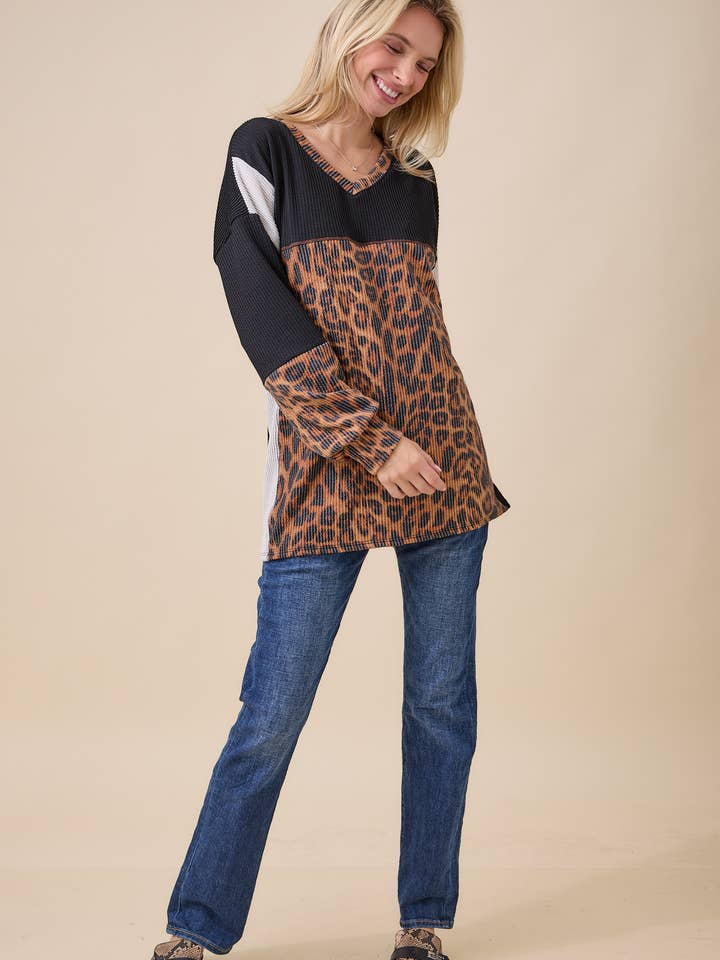 Celeste Clothing - Wholesale Knit Top - Women's - WOMEN'S RIB COLOR BLOCK ANIMAL PRINT LONG SLEEVE TOP36