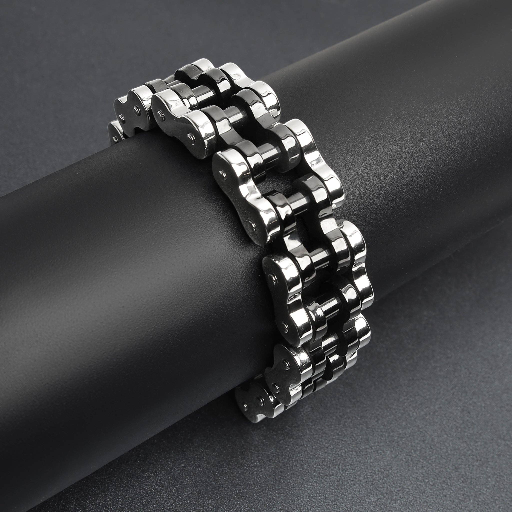 WJW - Wholesale Link & Chain Bracelet - Stainless Steel and Black Bike Chain Bracelet2