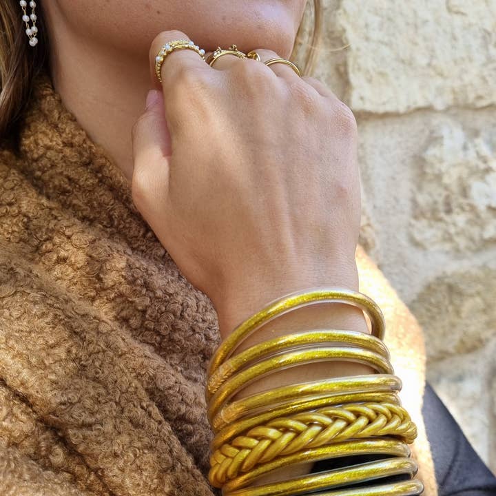 LAUVEA BOUTIQUE - Wholesale Jewelry Set - Set of 9 buddhist bangles - gold