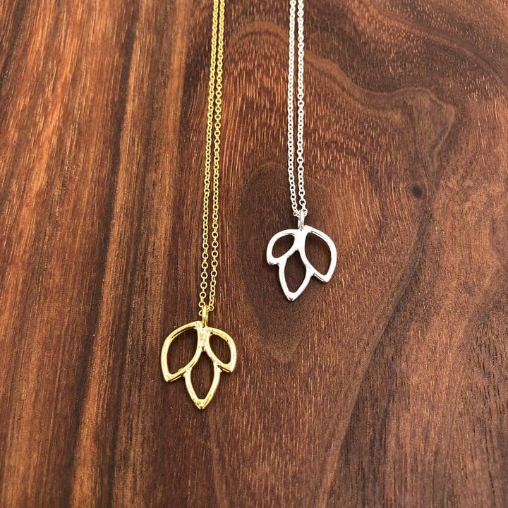 collana mini loto per la vendita all'ingrosso da parte di Hahn Jewelry