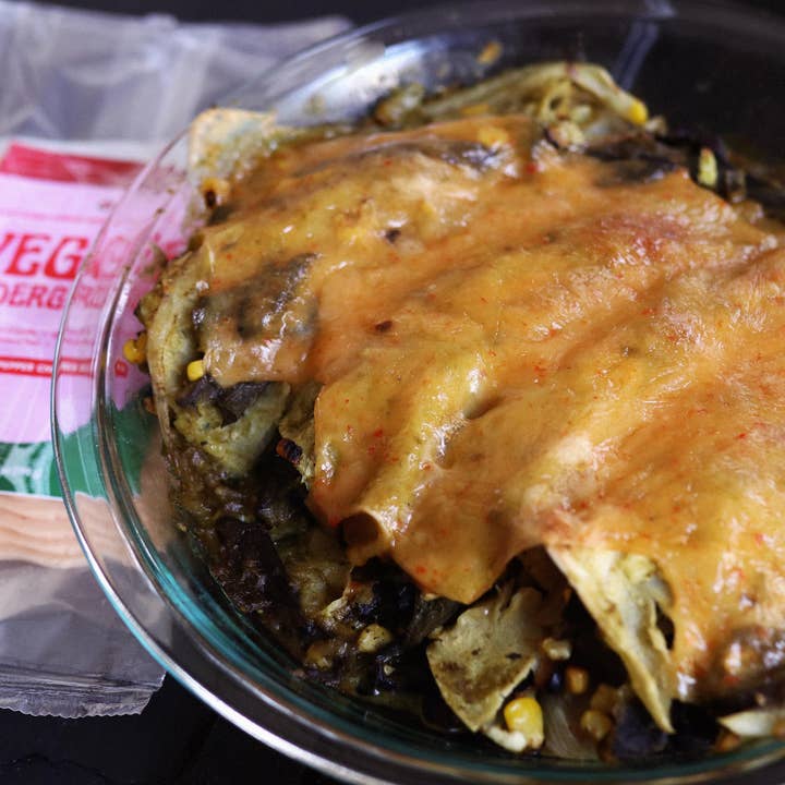 Red Bell Pepper vegan cheese slices for wholesale by RIND